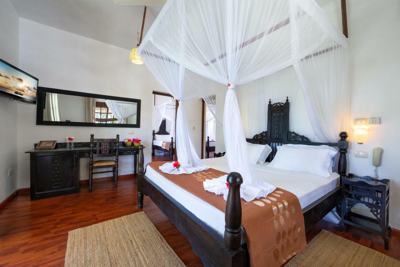 Next Paradise Boutique 4*